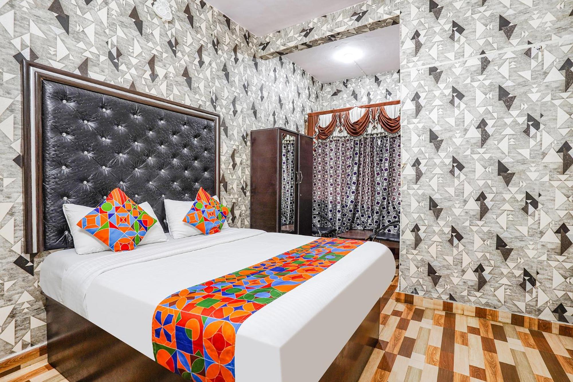 Fabexpress Pavithraa Edition - Nr Yeshwantpur Circle Бангалор Экстерьер фото